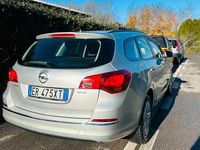 Usata Opel Astra 125 CV (91 kW) 2014 Grigio Station wagon