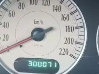 Usata Chrysler Voyager 116 CV (85 kW) 2003 Grigio Monovolume