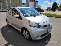 Second-hand Toyota Aygo 68 CP (50 kW) 2008 Gri Hatchback
