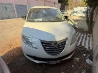 Usata Lancia Ypsilon 85 CV (62 kW) 2013 Giallo Utilitaria