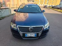 Usata VW Passat 104 CV (76 kW) 2007 Blu Station wagon