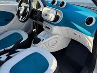 Usata Smart ForFour 75 CV (55 kW) 2016 Blu Utilitaria