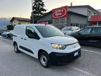 Usata Fiat Doblò 102 CV (75 kW) 2024 Bianco Monovolume