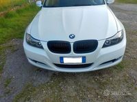 Usata BMW 316 116 CV (85 kW) 2011 Bianco Berlina