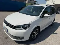 Usata VW Touran 104 CV (76 kW) 2011 Bianco Monovolume