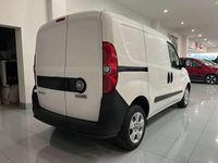Käytetty Fiat Doblò Lounge 95 HP (69 kW) 2021 Valkoinen Tila-auto