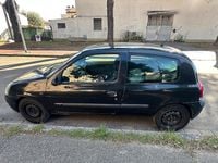 Usata Renault Clio II 58 CV (42 kW) 2002 Nero Berlina