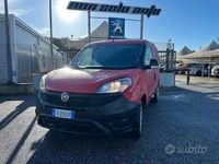 Usata Fiat Doblò Easy 95 CV (69 kW) 2019 Rosso Monovolume
