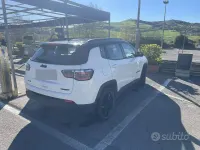 Usata Jeep Compass Night Eagle 140 CV (102 kW) 2019 Bianco SUV