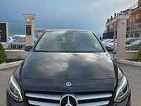 Käytetty Mercedes B180 Premium 109 HP (80 kW) 2017 Musta Tila-auto