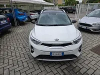 Usata Kia Stonic Style 101 CV (74 kW) 2021 Bianco SUV