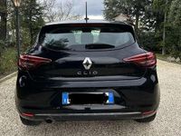 Usata Renault Clio V 101 CV (74 kW) 2020 Nero Berlina