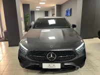 Usata Mercedes A180 Premium Plus 116 CV (85 kW) 2023 Grigio Berlina