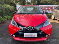 Usata Toyota Aygo X-clusiv 69 CV (50 kW) 2016 Rosso Utilitaria
