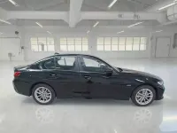Usata BMW 330e Advantage 183 CV (134 kW) 2022 Berlina