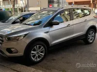 Usata Ford Kuga 120 CV (88 kW) 2017 Grigio SUV