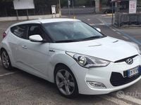 Usata Hyundai Veloster 140 CV (102 kW) 2012 Bianco Utilitaria
