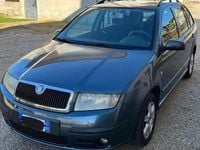 Usata Skoda Fabia Ambiente 75 CV (55 kW) 2005 Grigio Station wagon