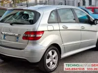 Usata Mercedes B180 Chrome 140 CV (102 kW) 2011 Grigio Utilitaria