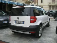 Usata Skoda Yeti Adventure 105 CV (77 kW) 2010 Bianco SUV