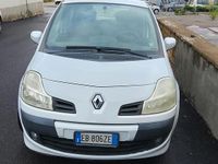 Usata Renault Modus 75 CV (55 kW) 2010 Bianco Monovolume