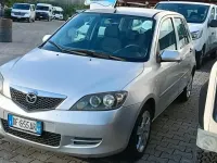 Usata Mazda 2 68 CV (50 kW) 2006 Grigio Utilitaria