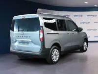 Usata Ford Tourneo Courier Titanium 125 CV (91 kW) 2025 Argento Monovolume