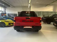 Usata RAM 1500 401 CV (294 kW) 2024 Rosso Pick-up