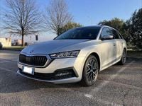 Usado Skoda Octavia G-TEC Style 131 CV (96 kW) 2021 Familiar