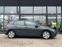 Usata VW Golf VIII Life 110 CV (80 kW) 2022 Urano grey Berlina