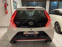 Usata Toyota Aygo X-cite 72 CV (52 kW) 2018 Bianco Utilitaria