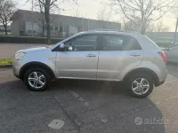 Begagnad SsangYong Korando 175 HK (128 kW) 2012 Grå SUV