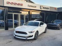 Usata Ford Mustang Fastback 317 CV (233 kW) 2016 Bianco pastello Coupé
