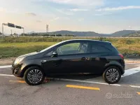 Usata Opel Corsa 75 CV (55 kW) 2014 Nero Utilitaria