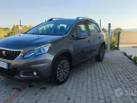 Usata Peugeot 2008 Active 102 CV (75 kW) 2019 Grigio SUV