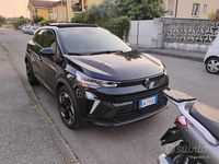 Usata Renault Captur Techno 101 CV (74 kW) 2024 Nero SUV