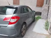 Usado Citroën C4 110 HP (80 kW) 2011 Cinzento Sedan