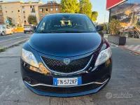 Usata Lancia Ypsilon Gold 69 CV (50 kW) 2018 Bluazzurro Utilitaria