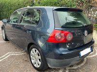Usata VW Golf IV Sportline 140 CV (102 kW) 2004 Blu Utilitaria