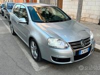 Usata VW Golf V 2004 Grigio Utilitaria