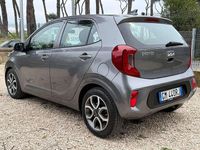 Usata Kia Picanto X-Line 65 CV (47 kW) 2023 Grigio Utilitaria