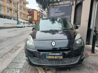 Usata Renault Scénic III 110 CV (80 kW) 2010 Nero Monovolume