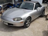 Usata Mazda MX5 110 CV (80 kW) 1998 Grigio Cabrio