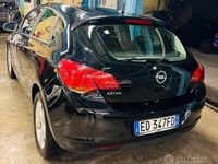 Usata Opel Astra Cosmo 120 CV (88 kW) 2010 Nero Berlina