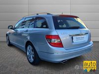 Usata Mercedes C220 Elegance 170 CV (125 kW) 2008 Grigio Berlina
