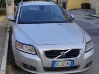 Usata Volvo V50 Momentum 109 CV (80 kW) 2008 Argento Station wagon