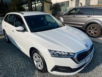 Usata Skoda Octavia Executive 150 CV (110 kW) 2022 Bianco Station wagon