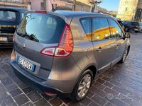 usata Renault Scénic III Scénic 1.9 dCi 130CV Dynamique