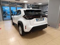 Usata Toyota Yaris Hybrid Active 92 CV (67 kW) 2023 Bianco Station wagon