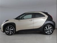 Usata Toyota Aygo X Lounge 72 CV (52 kW) 2023 Beige SUV